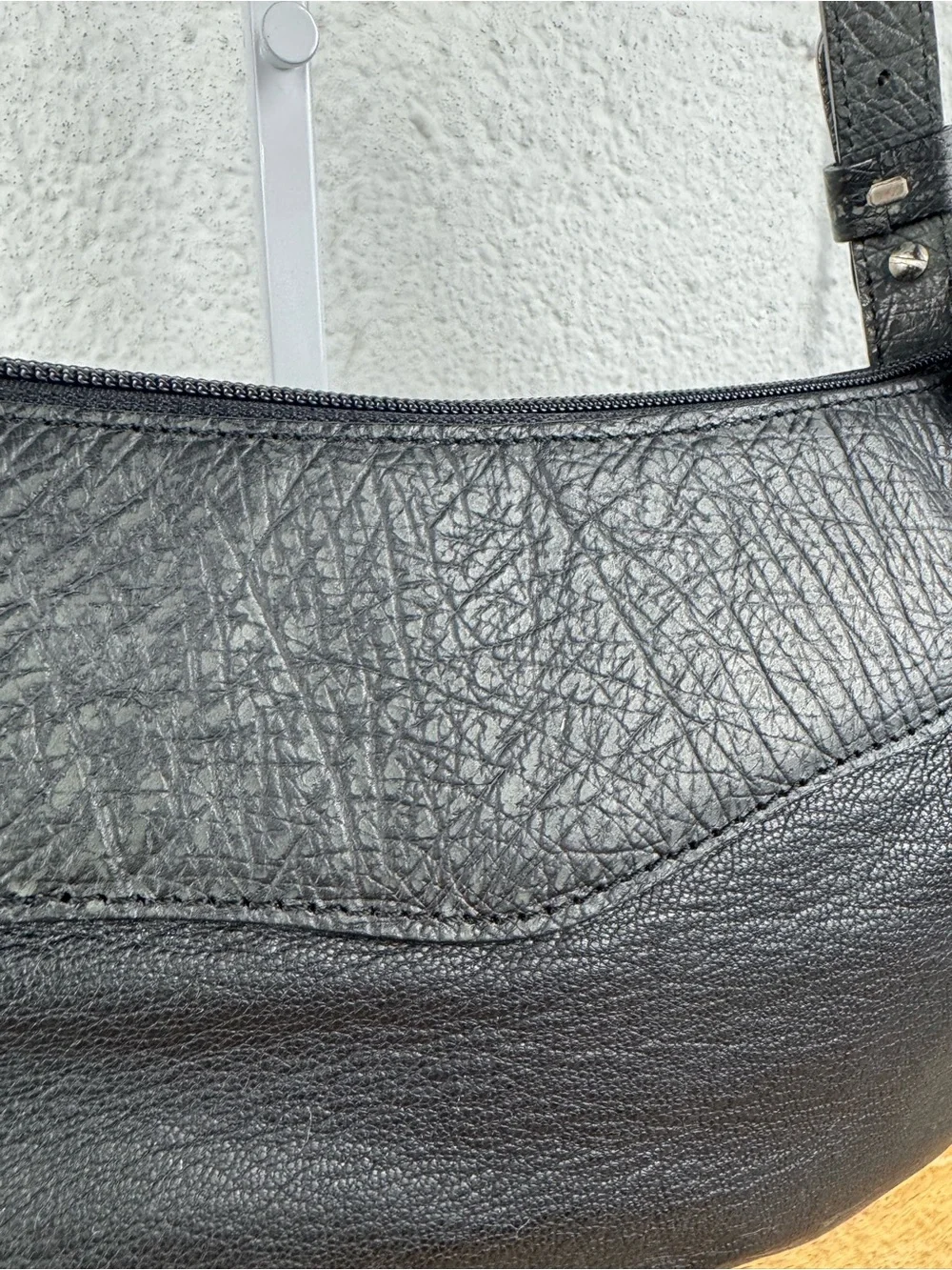 Roberto Cavalli Freedom Vintage Y2K Black Leather Shoulder Bag